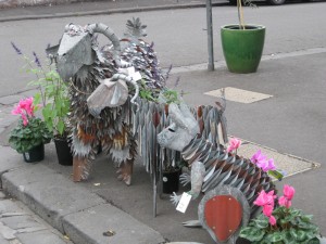 corrigated-garden-animals-Fitzroy Nursery