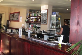 The-Albion-Hotel-Bar