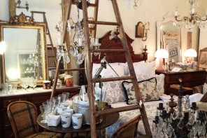 mirrors-and-glass-French-co