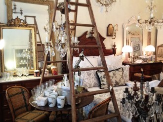 mirrors-and-glass-French-co